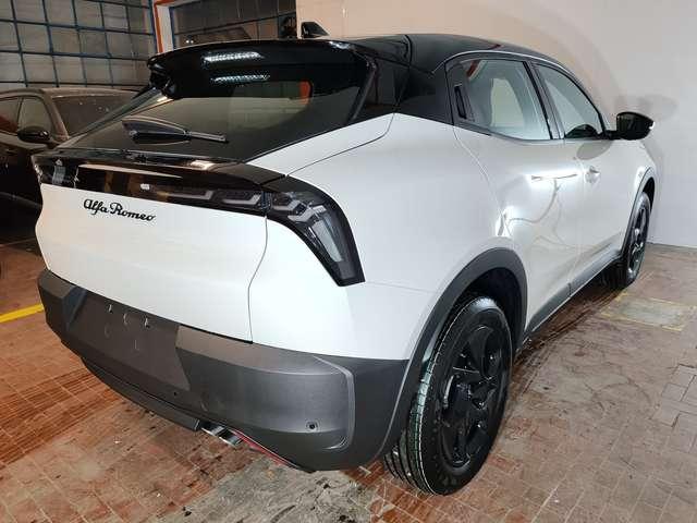 Alfa Romeo Junior 1.2 Hybrid 48V 145cv Edct6