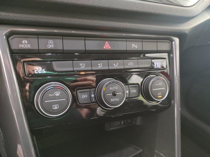 VOLKSWAGEN T-Roc 1ª serie - T-Roc 1.5 TSI ACT DSG Sport BlueMotion Technology