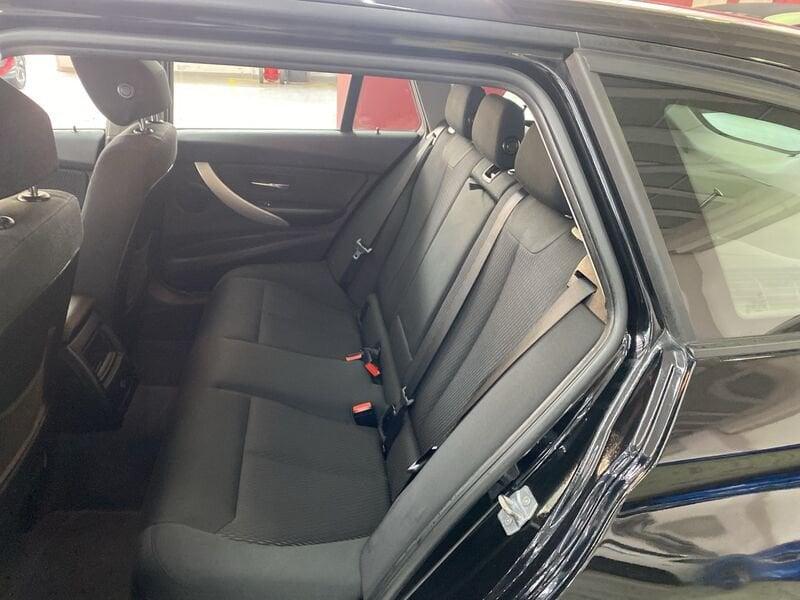 BMW Serie 3 (F30/F31) 318d Touring Business Advantage aut.