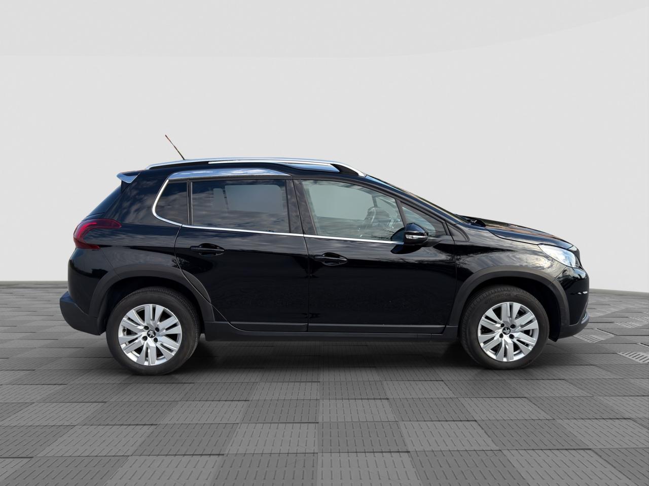 PEUGEOT 2008 PureTech 82 S&S Allure