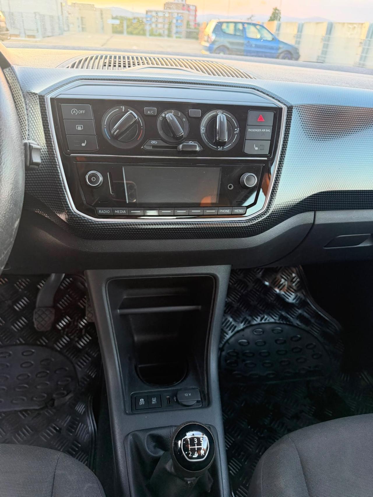 Volkswagen up! 1.0 75 CV 5p. high