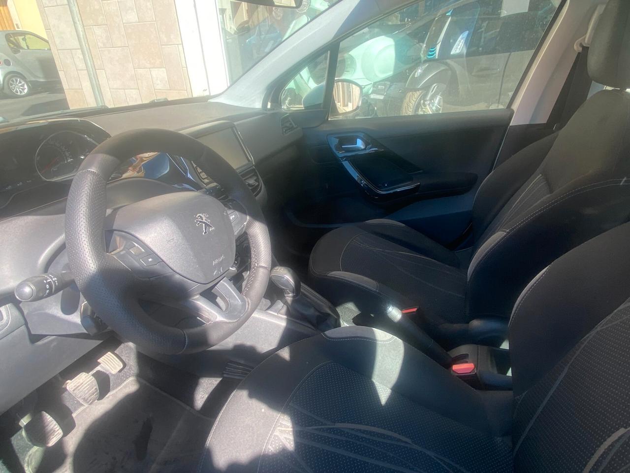 Peugeot 208 1.4 HDi 68 CV 5 porte Active