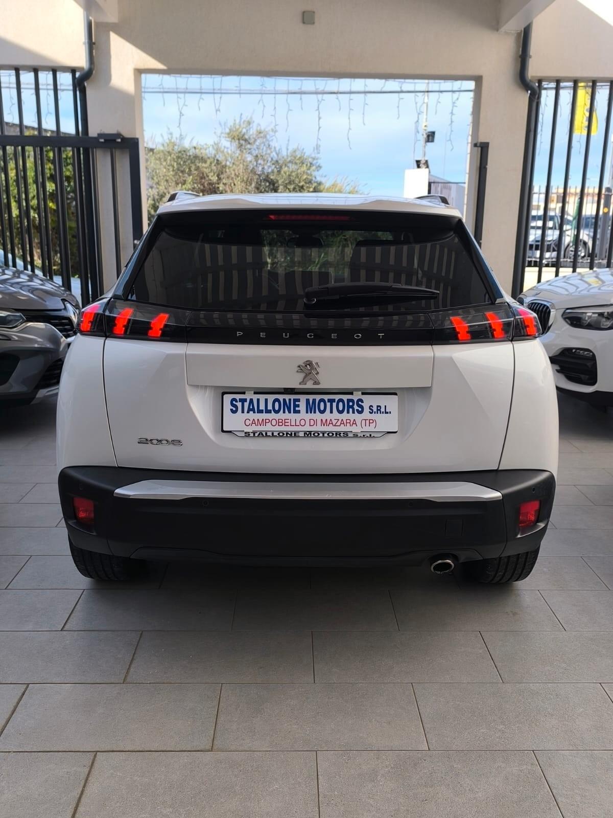 Peugeot 2008 BlueHDi 130 S&S EAT8 Allure Pack 2021