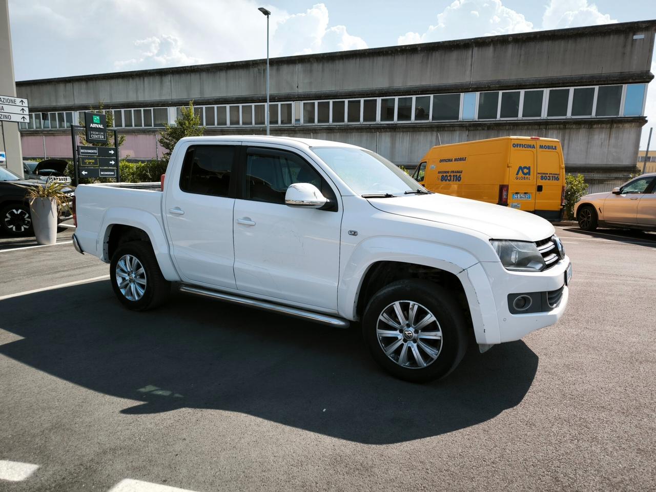 Volkswagen Amarok 2.0 BiTDI 180 CV 4MOTION Permanente Aut. Trendline