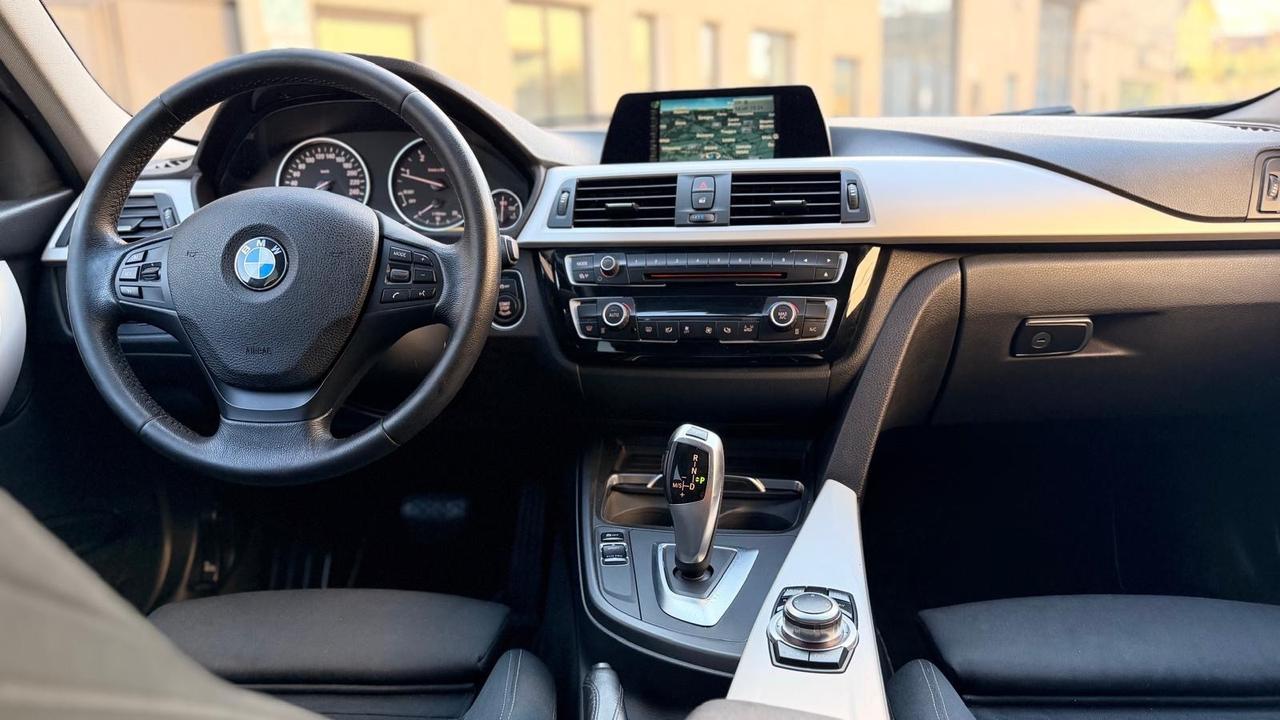 Bmw 320 320d xDrive Touring Sport