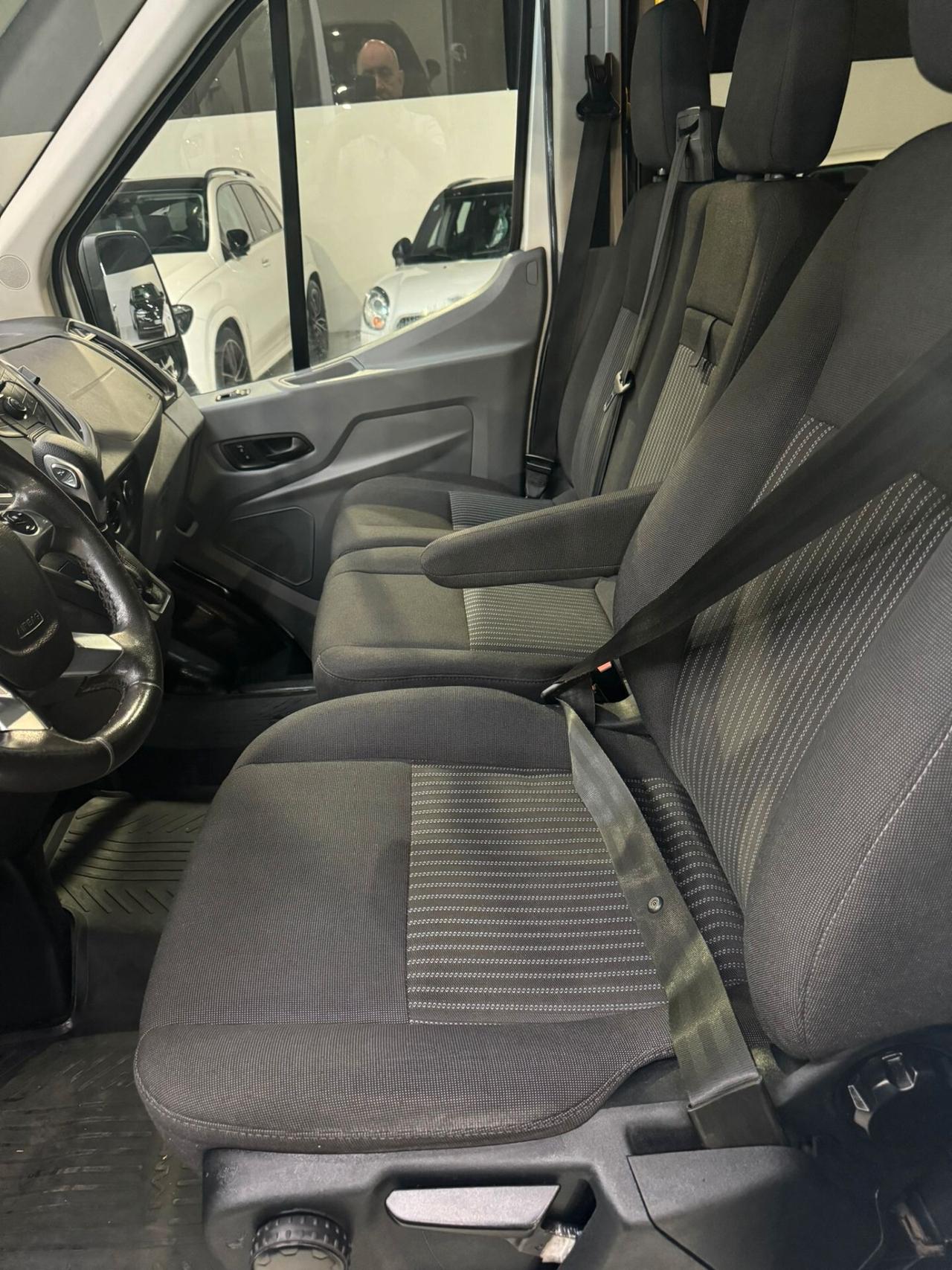 FORD TRANSIT CUSTOM 9 POSTI