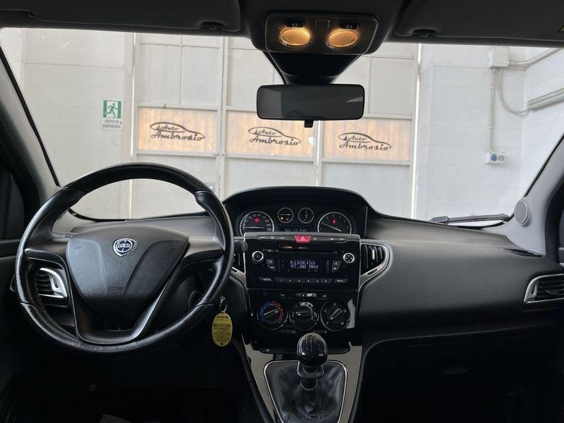 Lancia Ypsilon Ypsilon 1.2 69 CV 5 porte Platinum