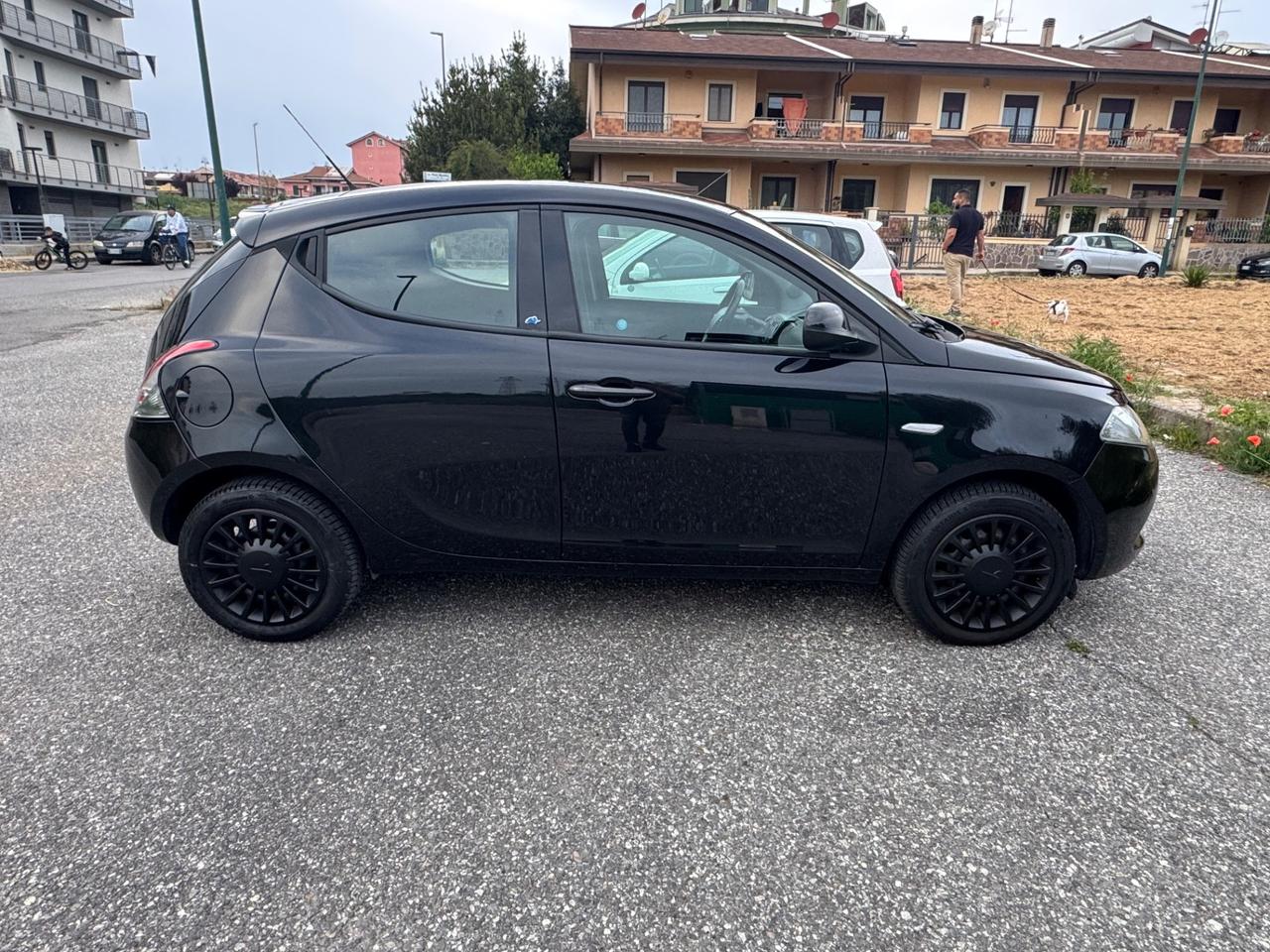 Lancia Ypsilon 1.2 69 CV 5 porte GPL