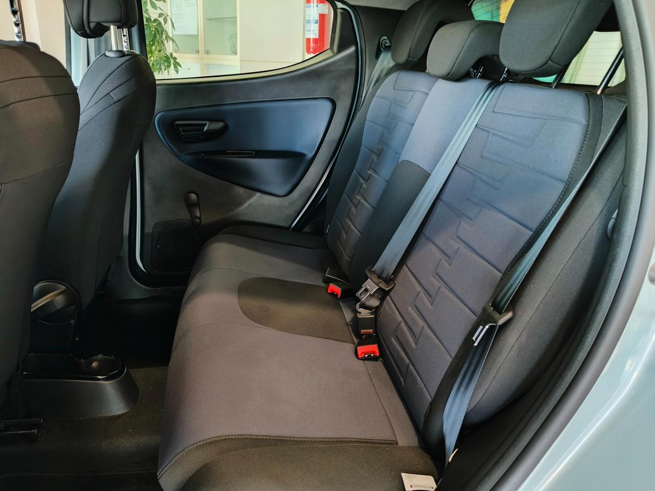Lancia Ypsilon 1.0 70CV 5 porte Hybrid Gold Plus