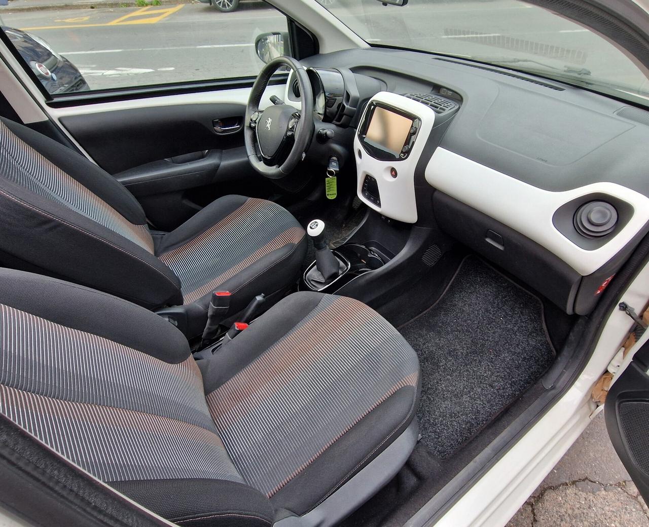 Peugeot 108 VTi 68 5 porte Allure TOP cabriolet