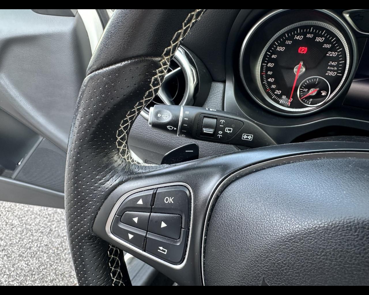 Mercedes-Benz GLA (X156) - GLA 200 d Automatic 4Matic Sport