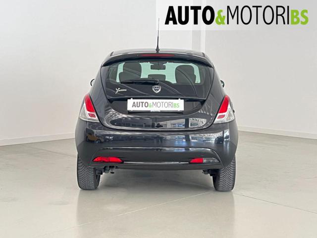 LANCIA Ypsilon 1.2 69 CV 5 porte Gold *NEOPATENTATI*