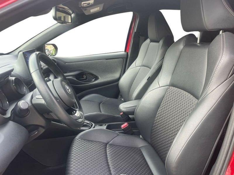 Toyota Yaris Hybrid Style MY22