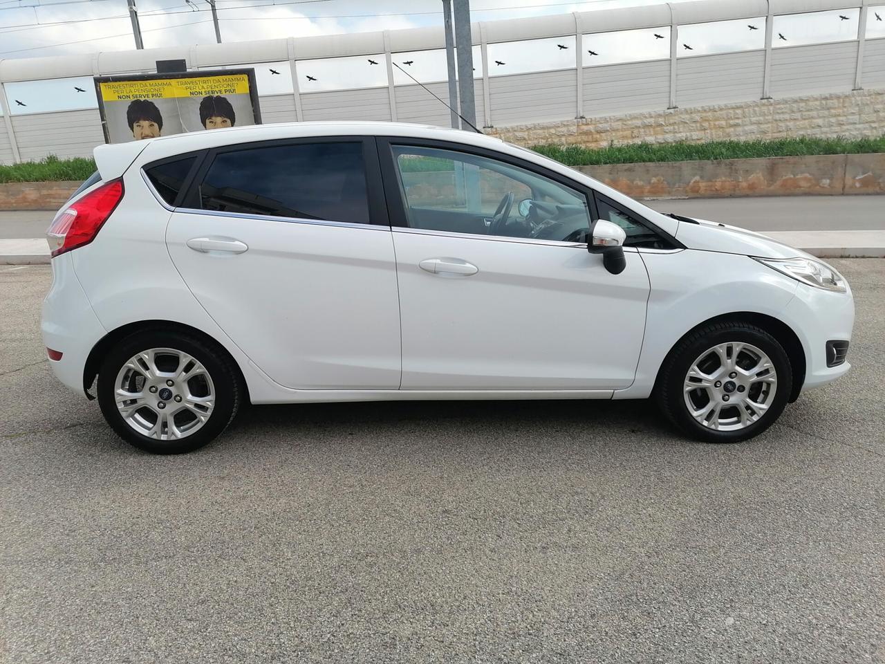 Ford Fiesta 1.5 TDCi 75CV 5 porte TITANIUM 2017