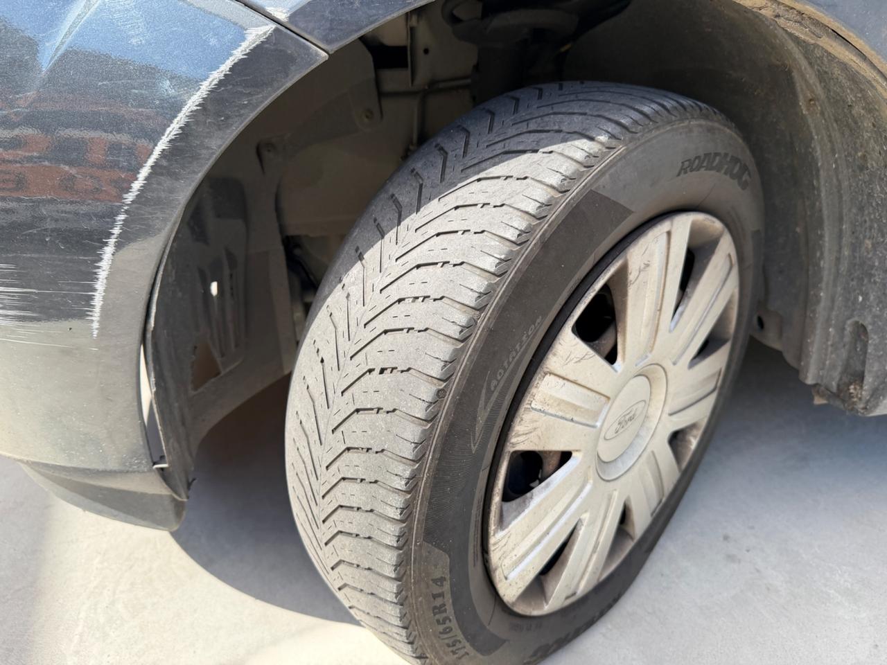 FORD FIESTA 1.4 BENZINA EURO4 80.000KM COMERCIANTI