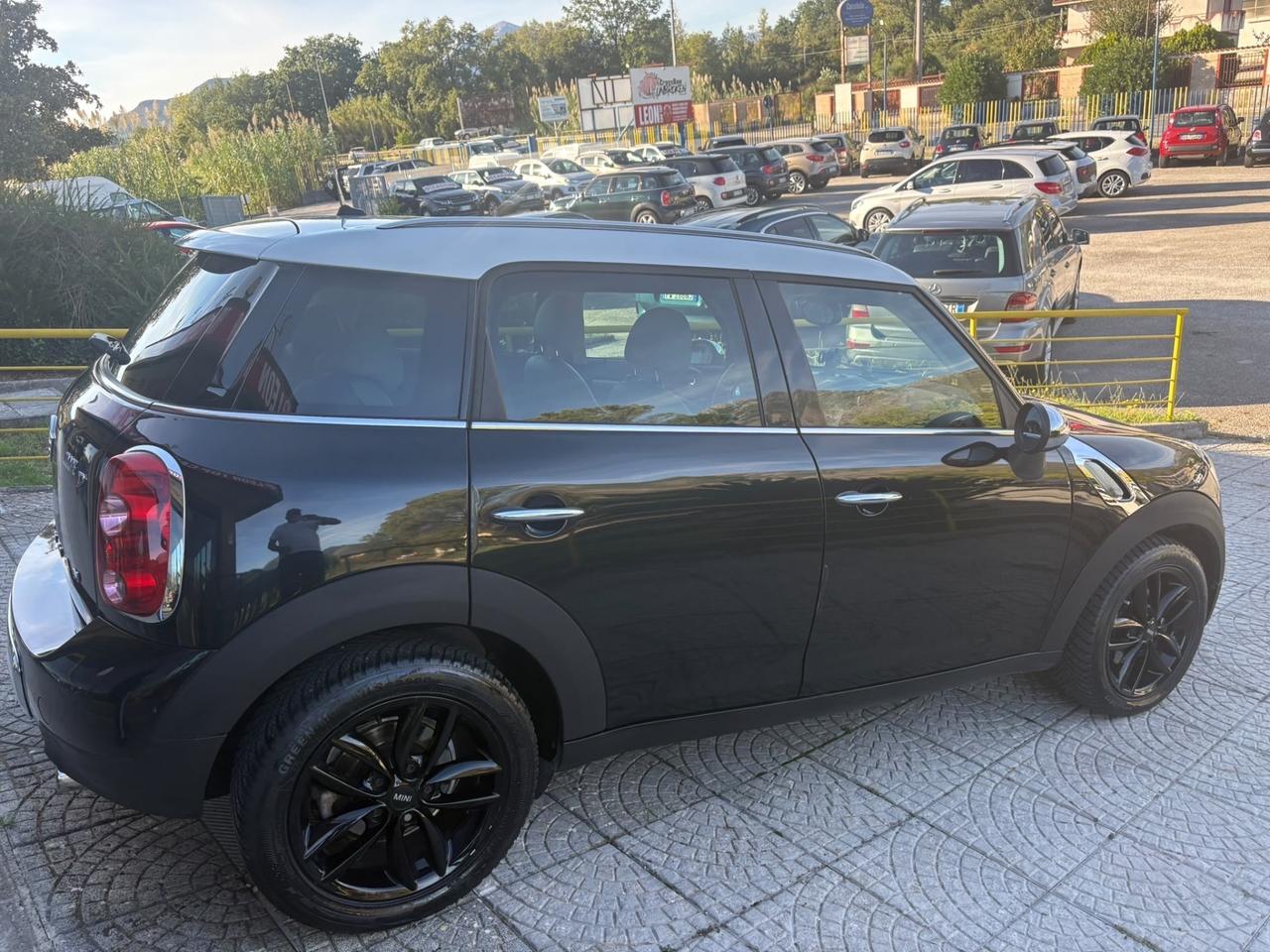 Mini Cauntryman cambio automatico garantita 12 mesi