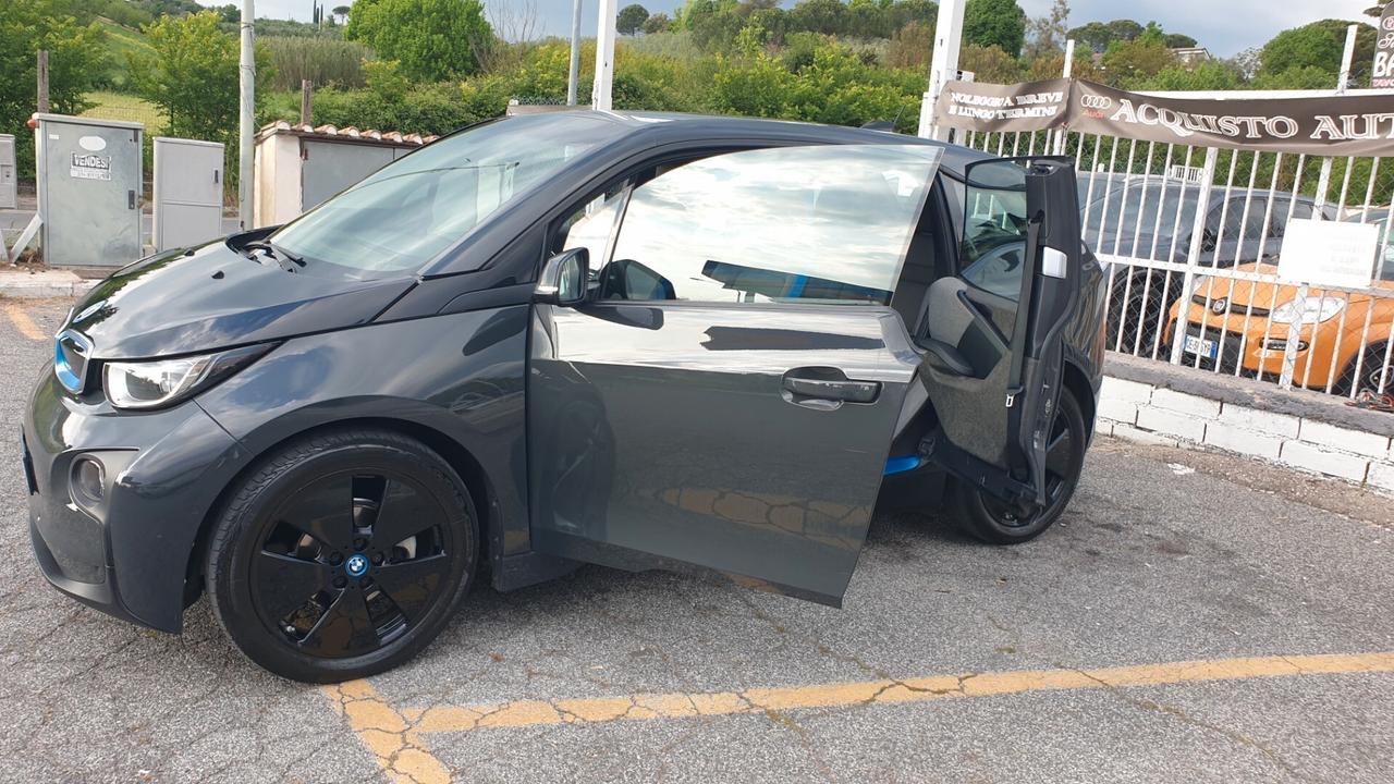 Bmw i3 BELLISSIMA, MAI USATA, PARI AL NUOVO, BATTERIE IN GARANZIA CASA MADRE!!