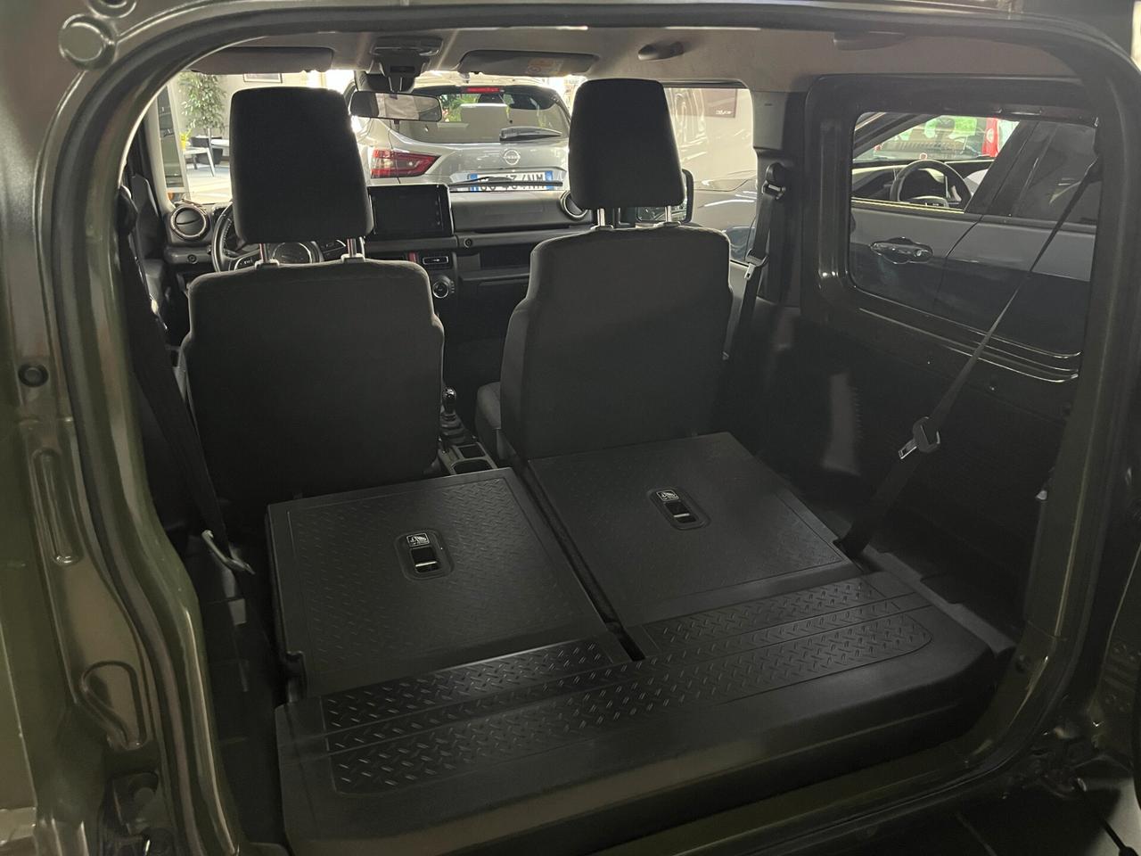 Suzuki Jimny 1.5 5MT Top - 2019