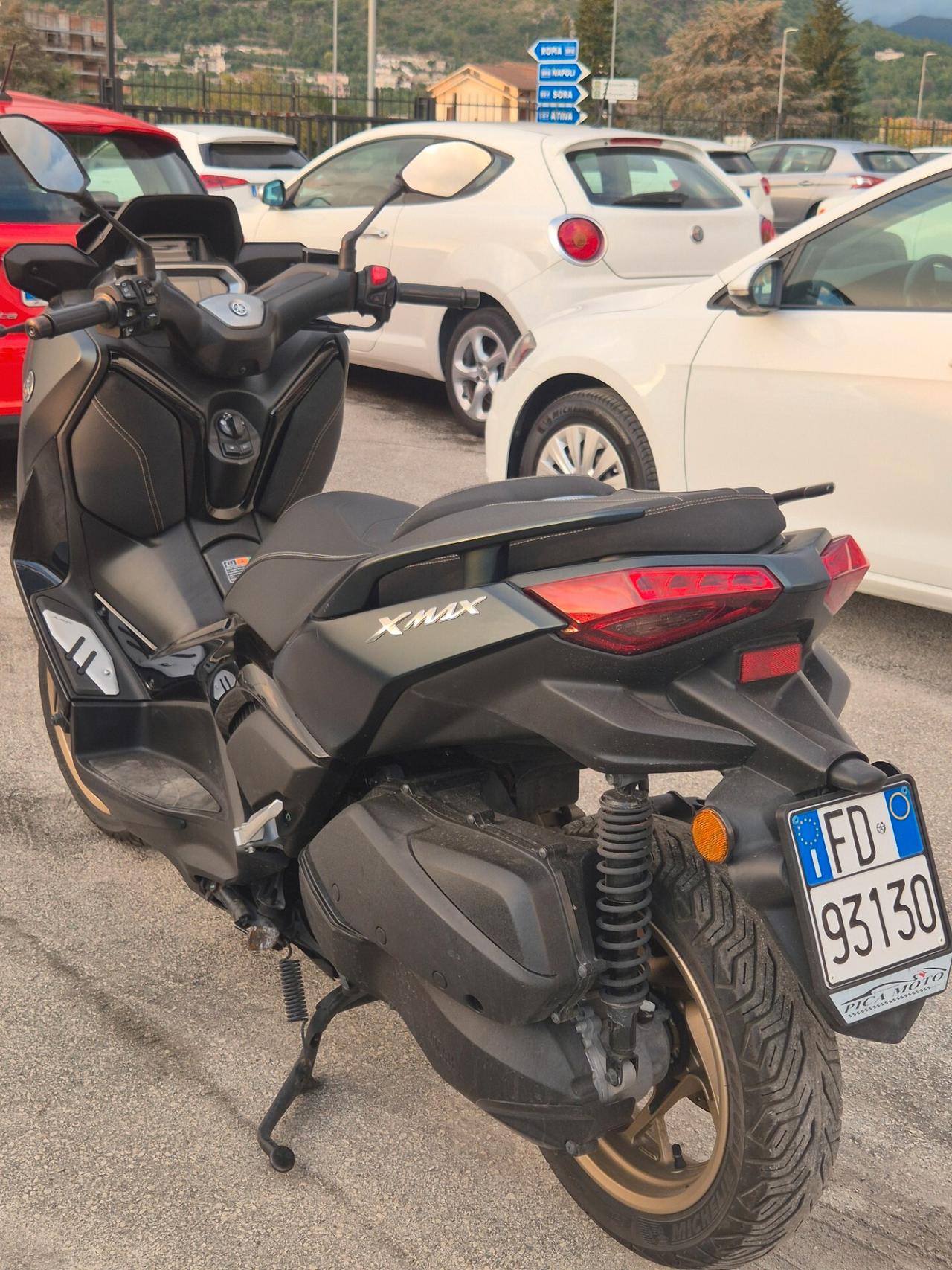 Yamaha X-Max 300 TECHMAX