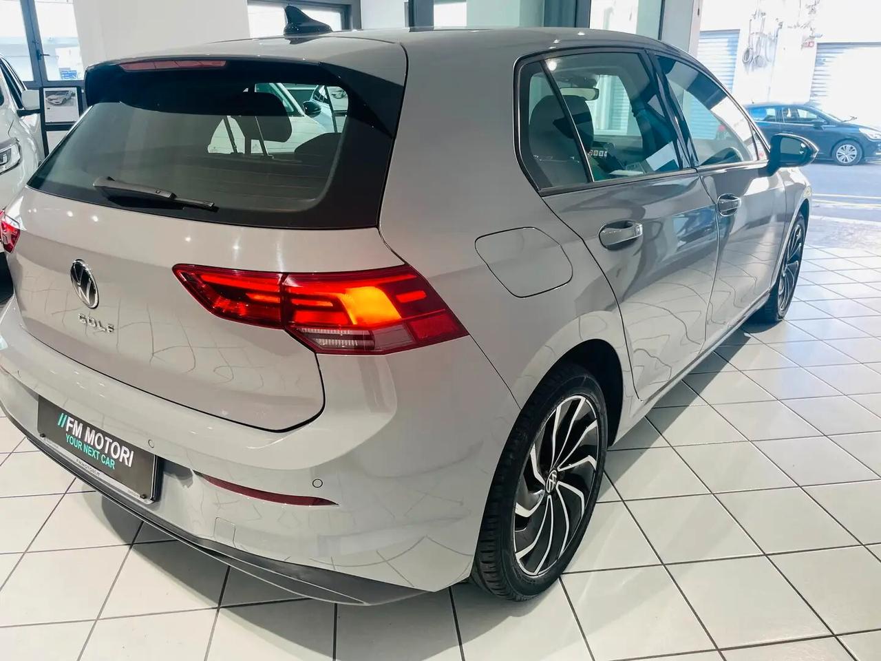 Volkswagen Golf VIII 2020 2.0 TDI 150 CV DSG SCR Style