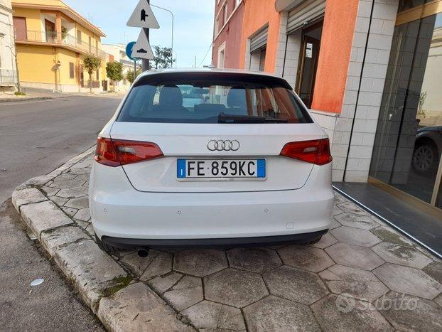 AUDI A3 SPB 1.6 TDI S-TRONIC NAVI/XENO