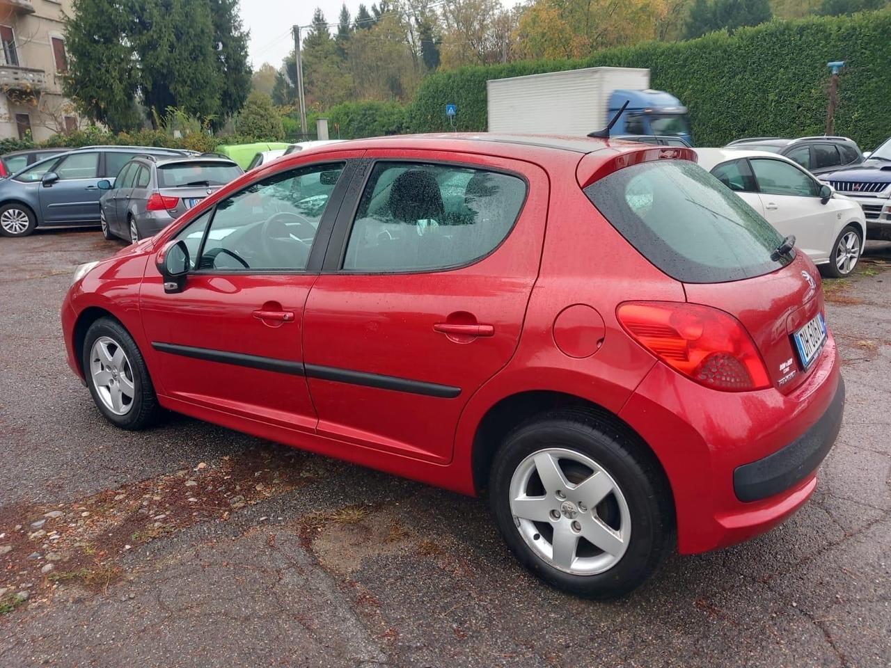 Peugeot 207 1.4 88CV 5p. XS