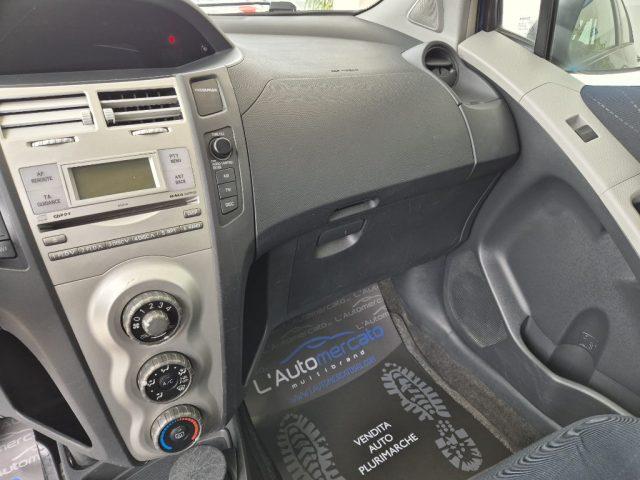 TOYOTA Yaris 1.3 5 porte