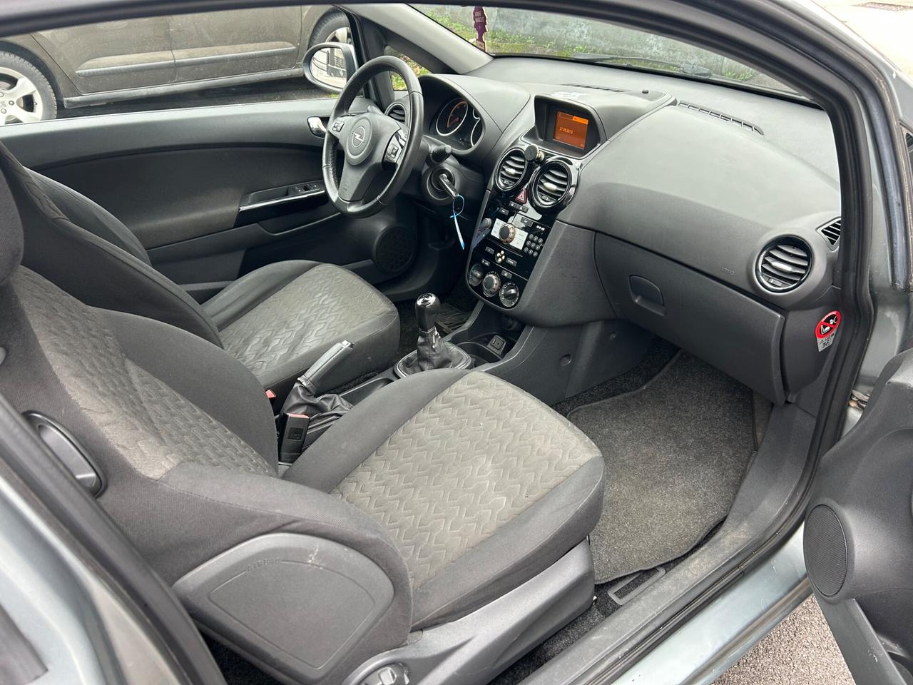 Opel Corsa 1.3 Diesel 75cv euro5