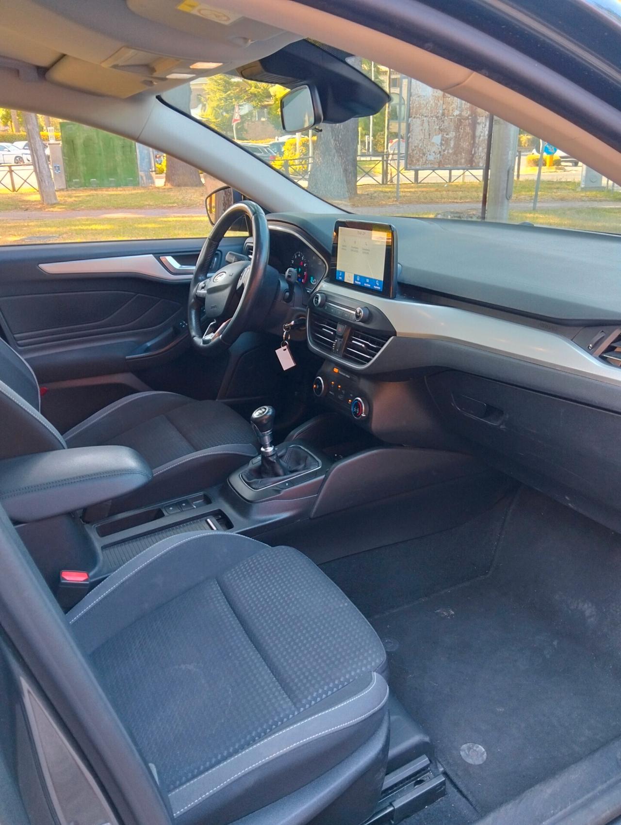 Ford Focus Hybrid ecoboost