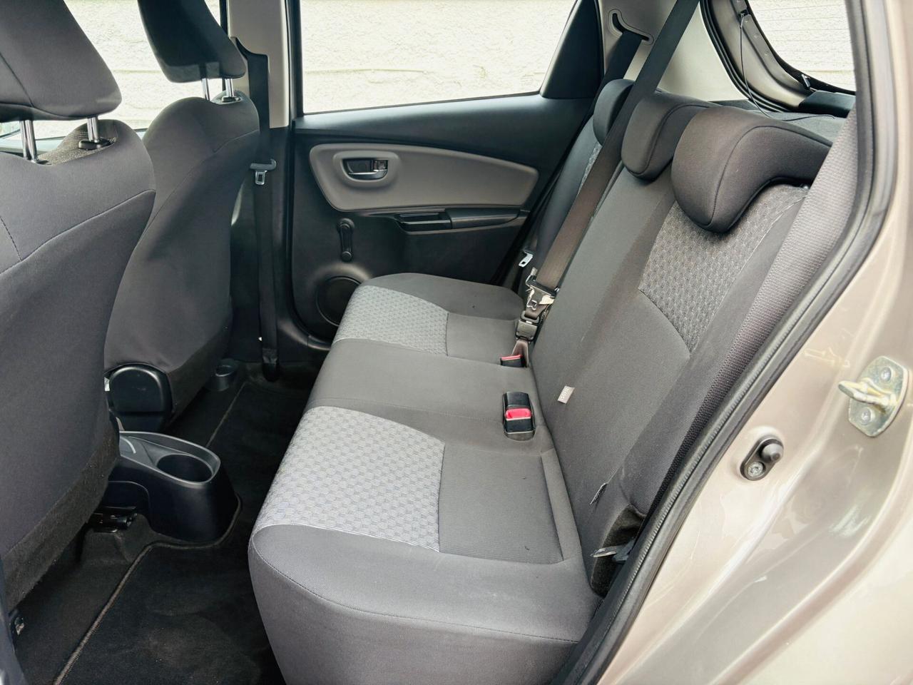 Toyota Yaris 1.0 5 porte Lounge