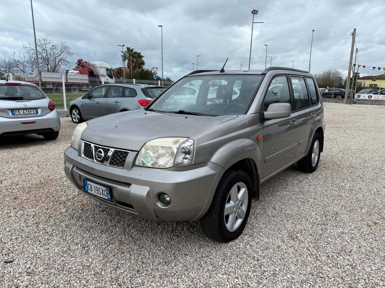 Nissan X-Trail 2.2 dCi Elegance