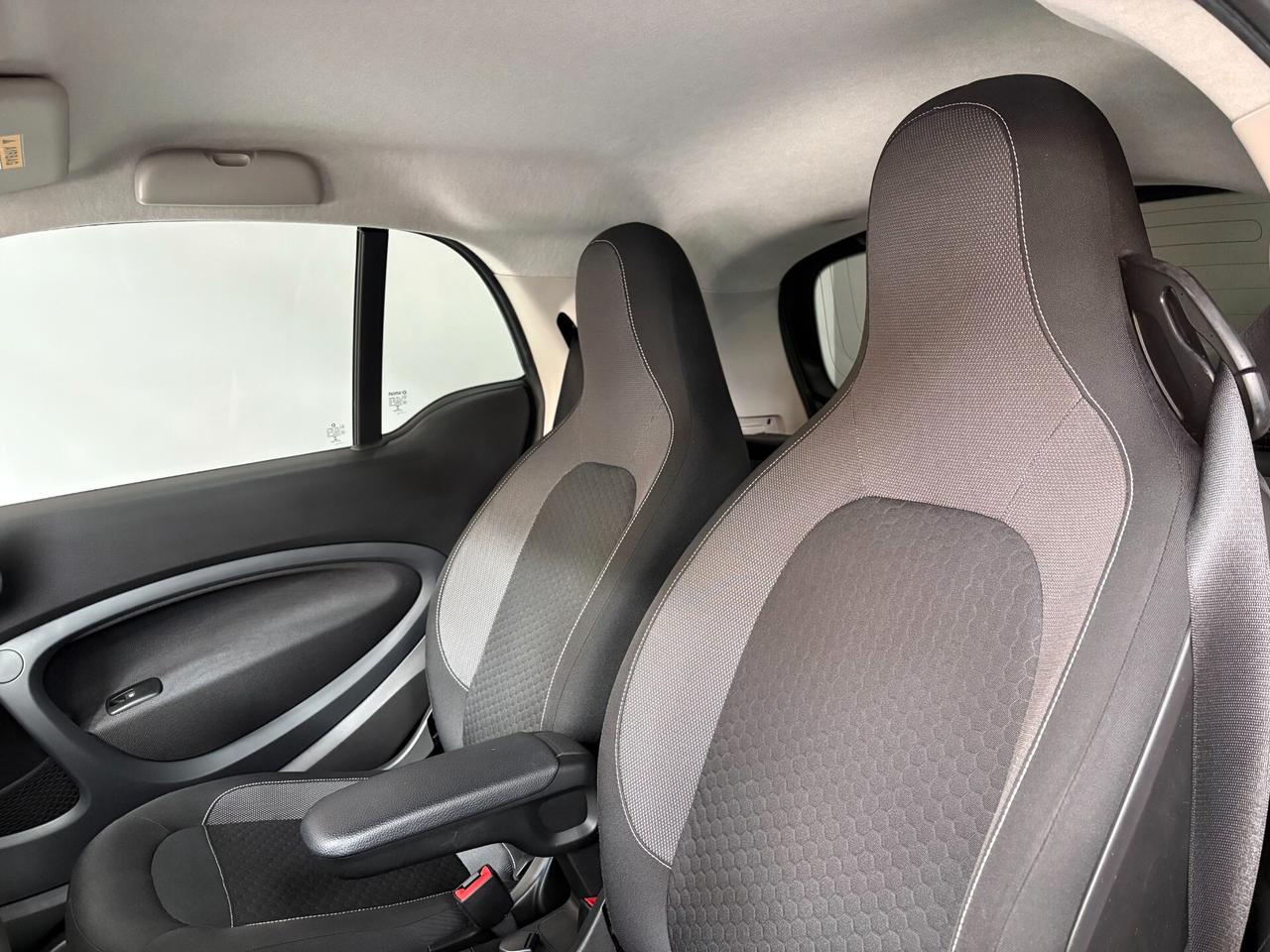 smart forTwo EQ Passion 22kW ITALIANA