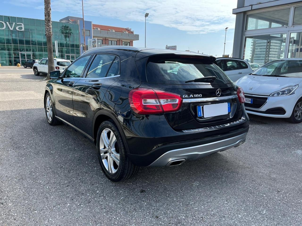 Mercedes-benz GLA 180 d Sport