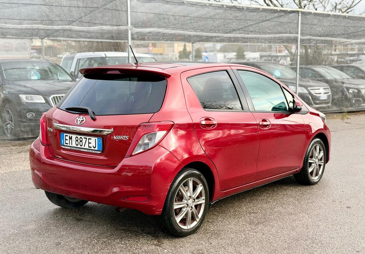 Toyota Yaris 2012 1.3 5 porte Stop & Start OK NEOPATENTATI ! ! !