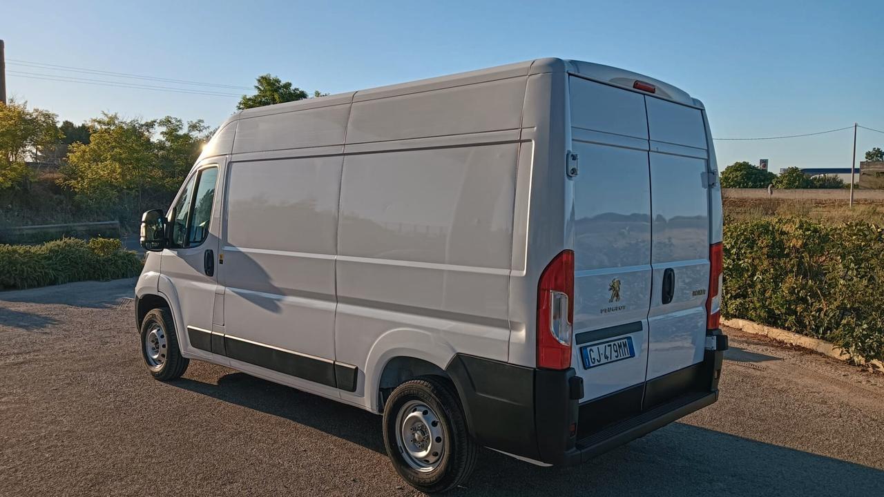 Peugeot Boxer 335 2.2 BlueHDi 140 S&S PLM-TA Furgone