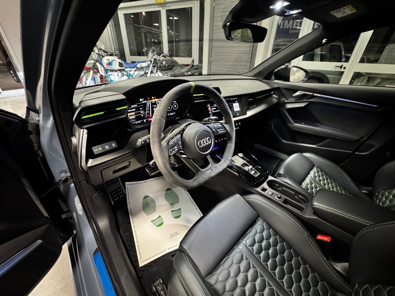 AUDI RS3 PERFORMANCE + CARBOCERAMICA