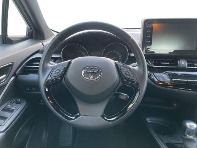 TOYOTA C-HR 1.8 Hybrid E-CVT Business