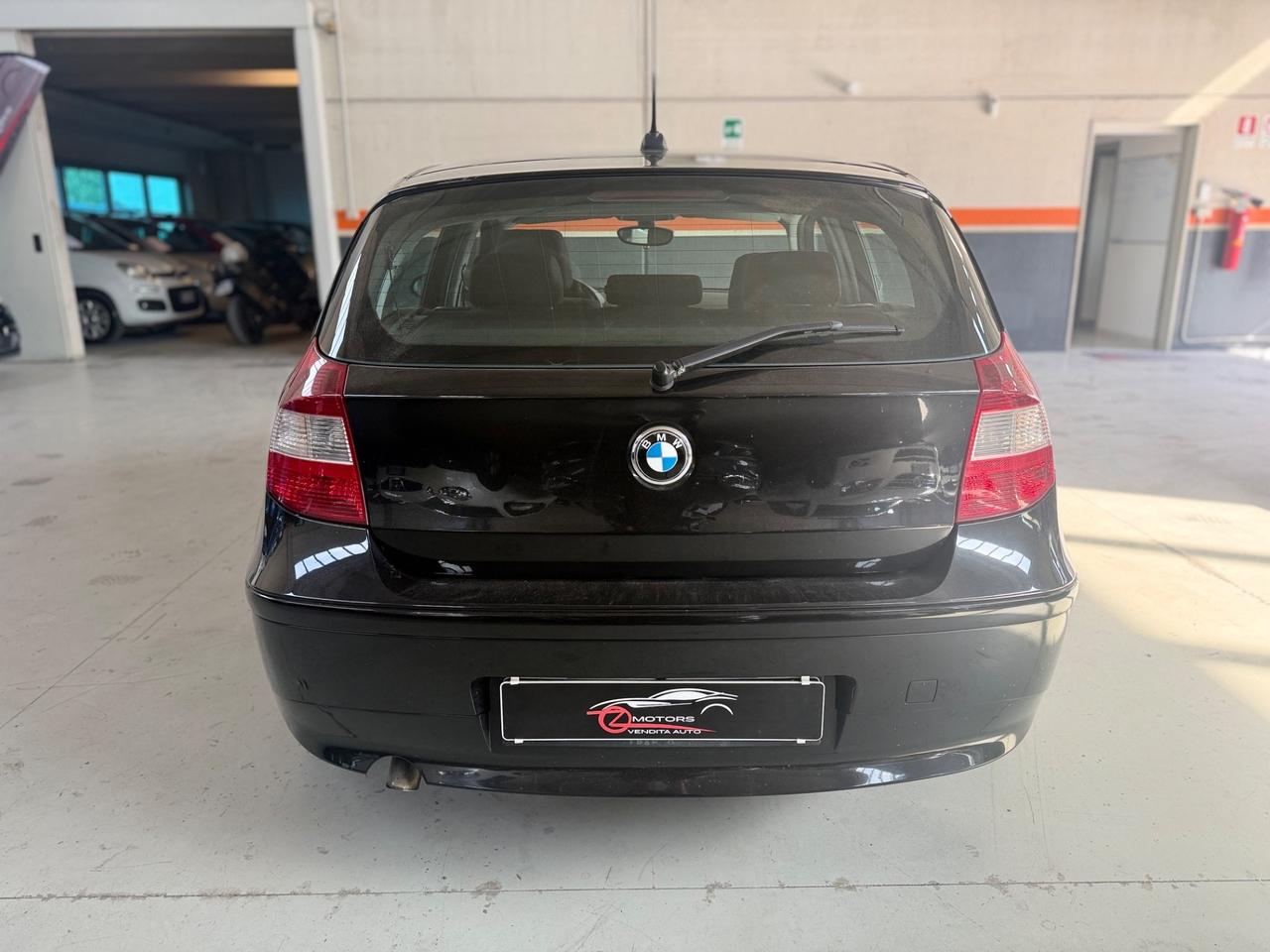 Bmw 118 118d cat 5 porte Attiva NEOPATENTATI
