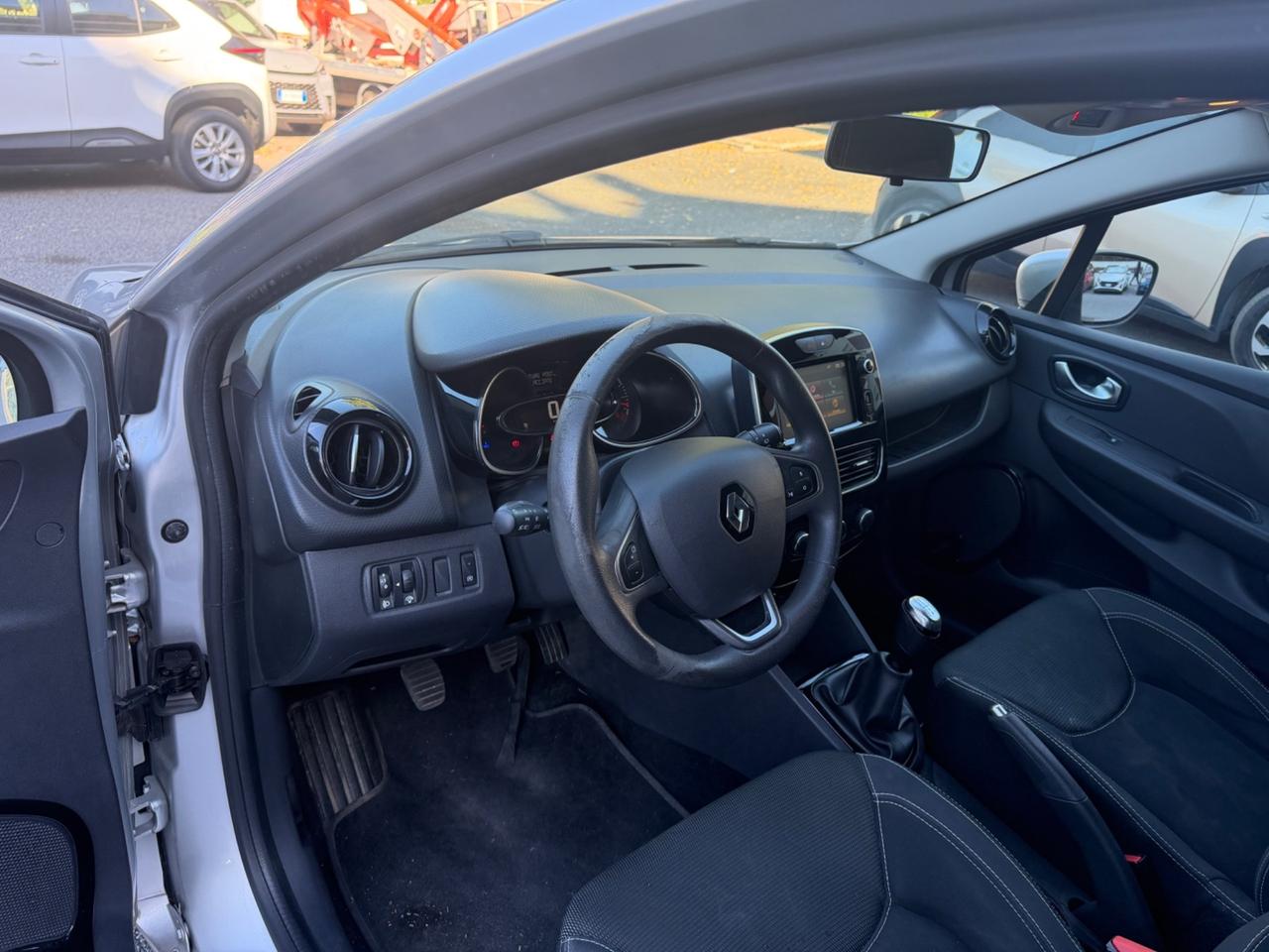 Renault Clio 1.5D 90CV 5P Busin. PASSAG. COMPRESO
