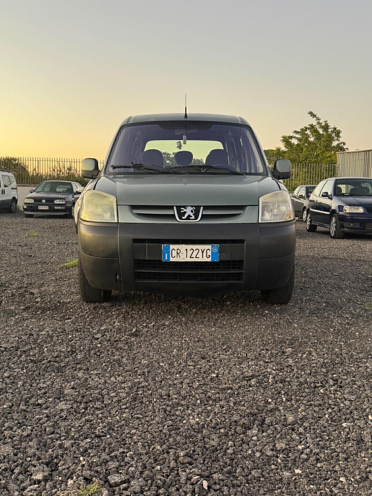 Peugeot Ranch 2.0 HDi 5p. XT