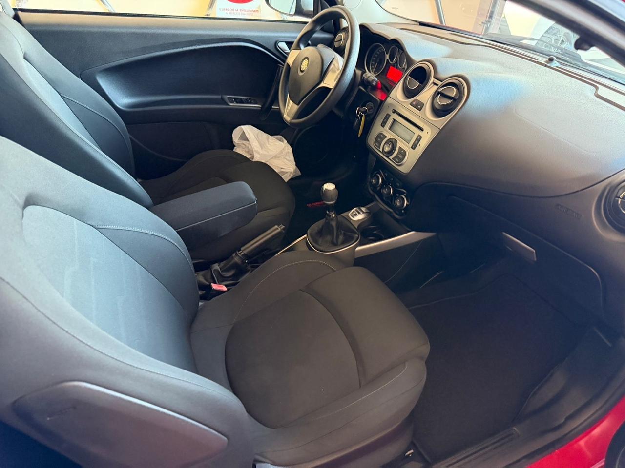 Alfa Romeo MiTo 1.3 JTDm-2 95 CV S&S Distinctive Sport Pack