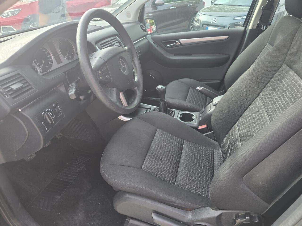 Mercedes-benz B 180 CDI