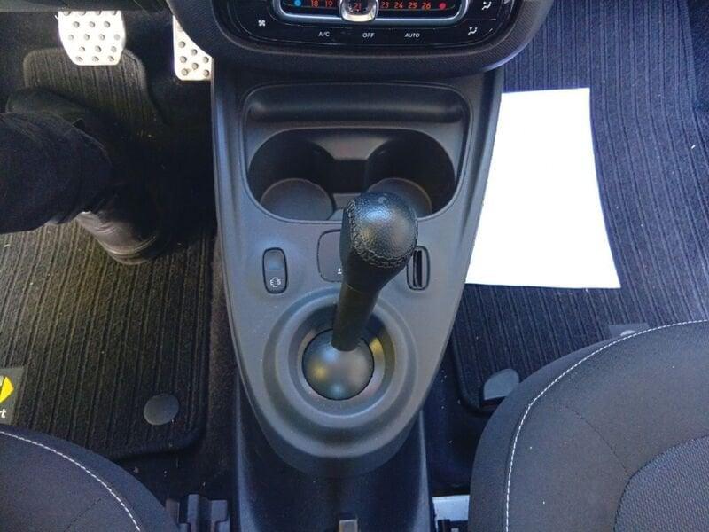 smart fortwo III 2015 1.0 Passion 71cv twinamic my18