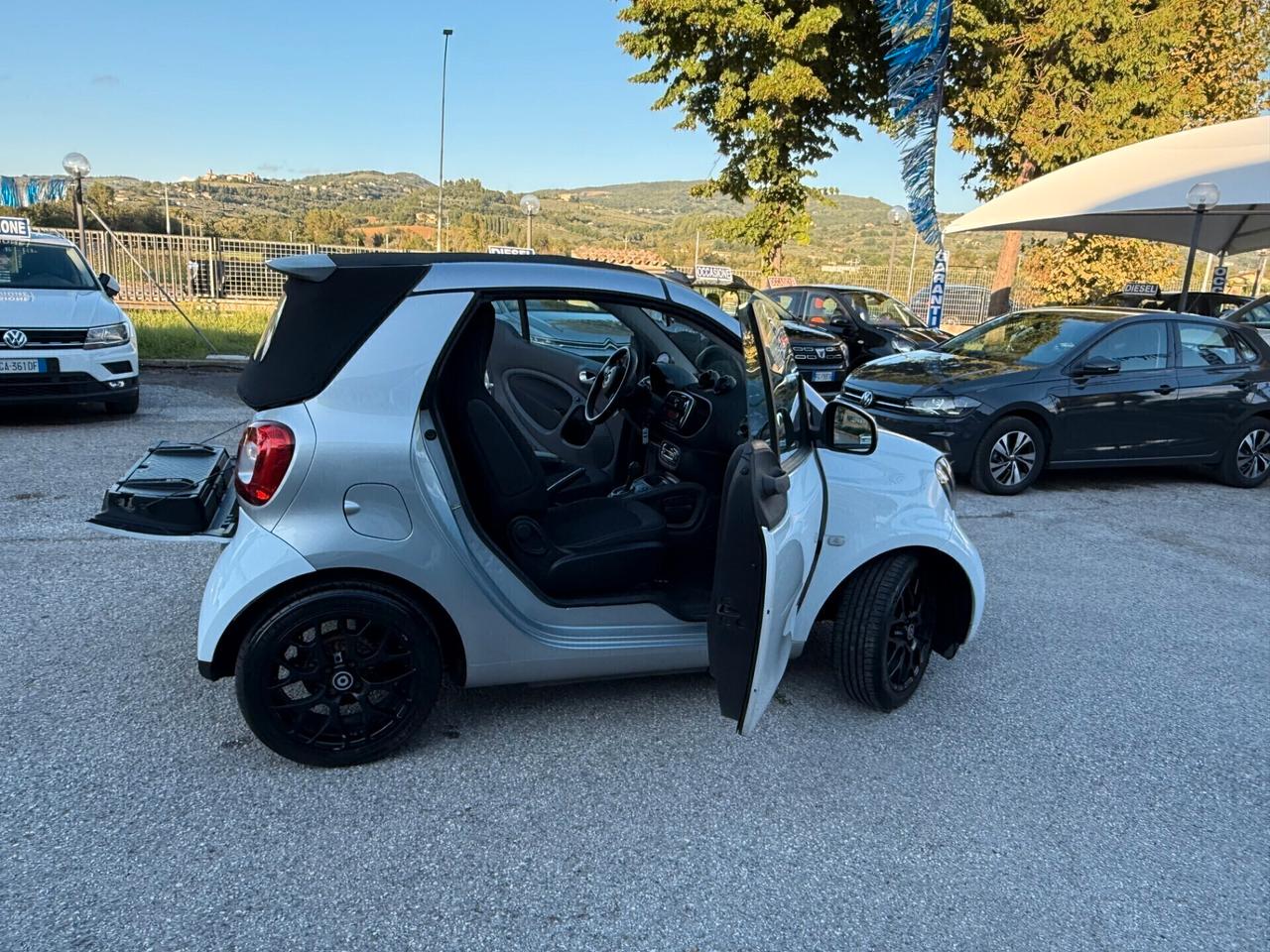 " UNA CHICCA " Smart ForTwo 70 1.0 cabrio Passion