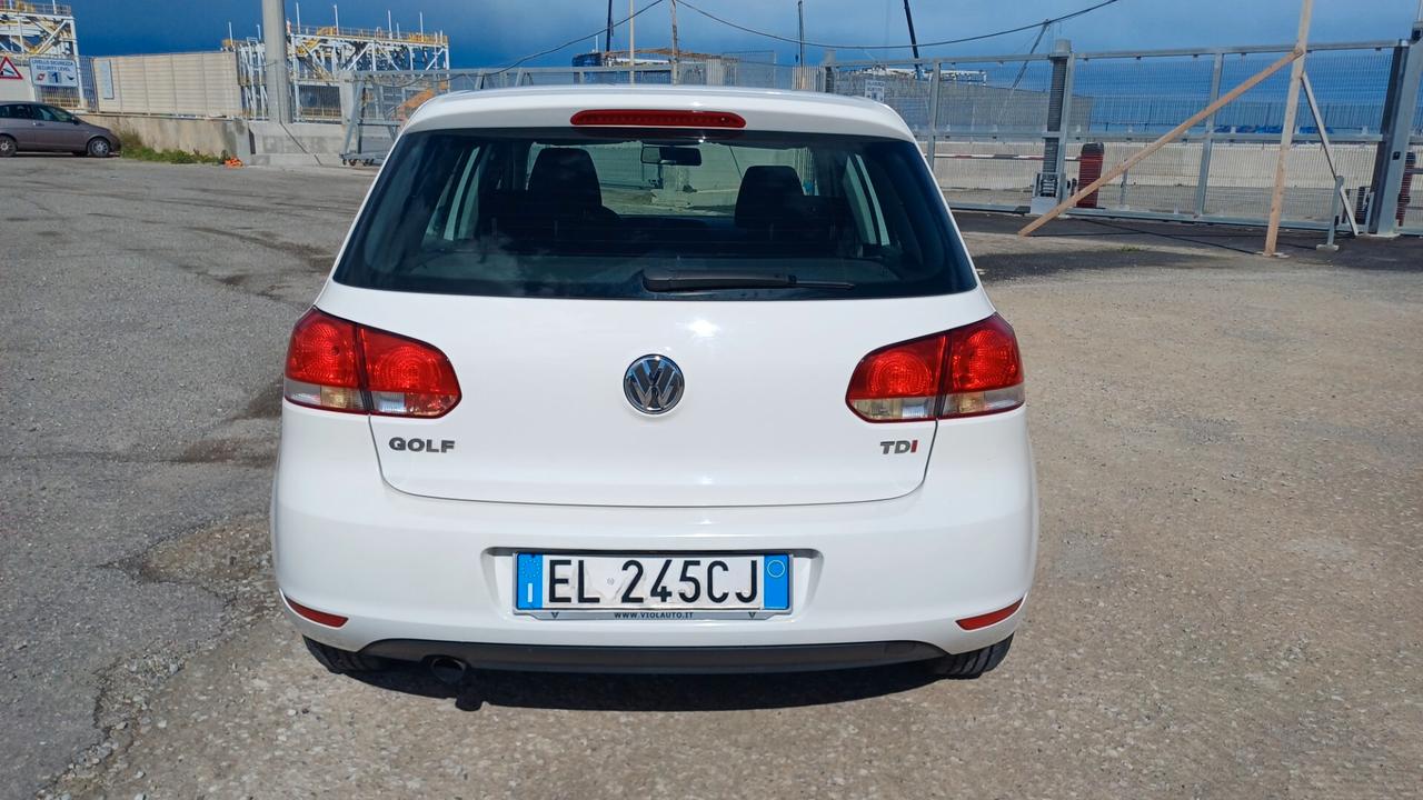 Volkswagen Golf 1.6 TDI DPF 5p. Highline