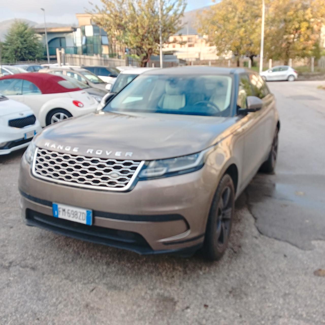 Land Rover Range Rover Velar Range Rover Velar 2.0D I4 180 CV R-Dynamic SE