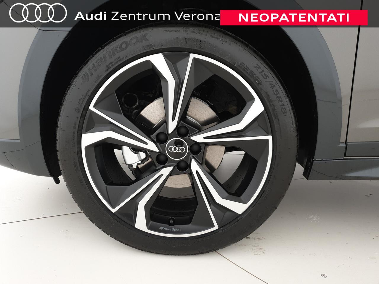 Allstreet 30TFSI 116CV S tronic Identity Contrast