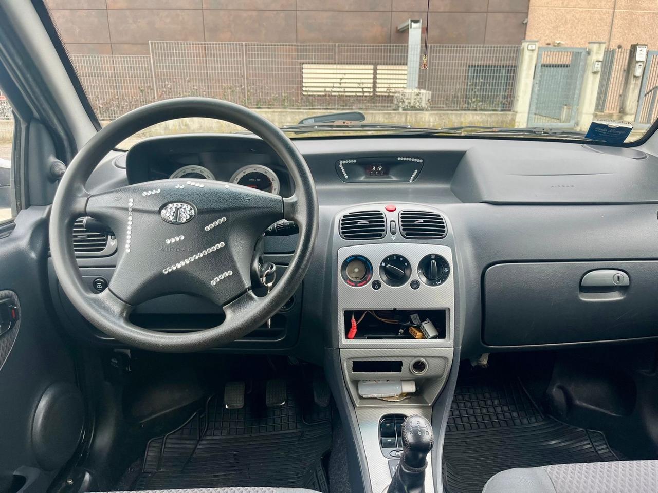 Tata Indica 1.4GPL 2010 133.000km per neopatentati