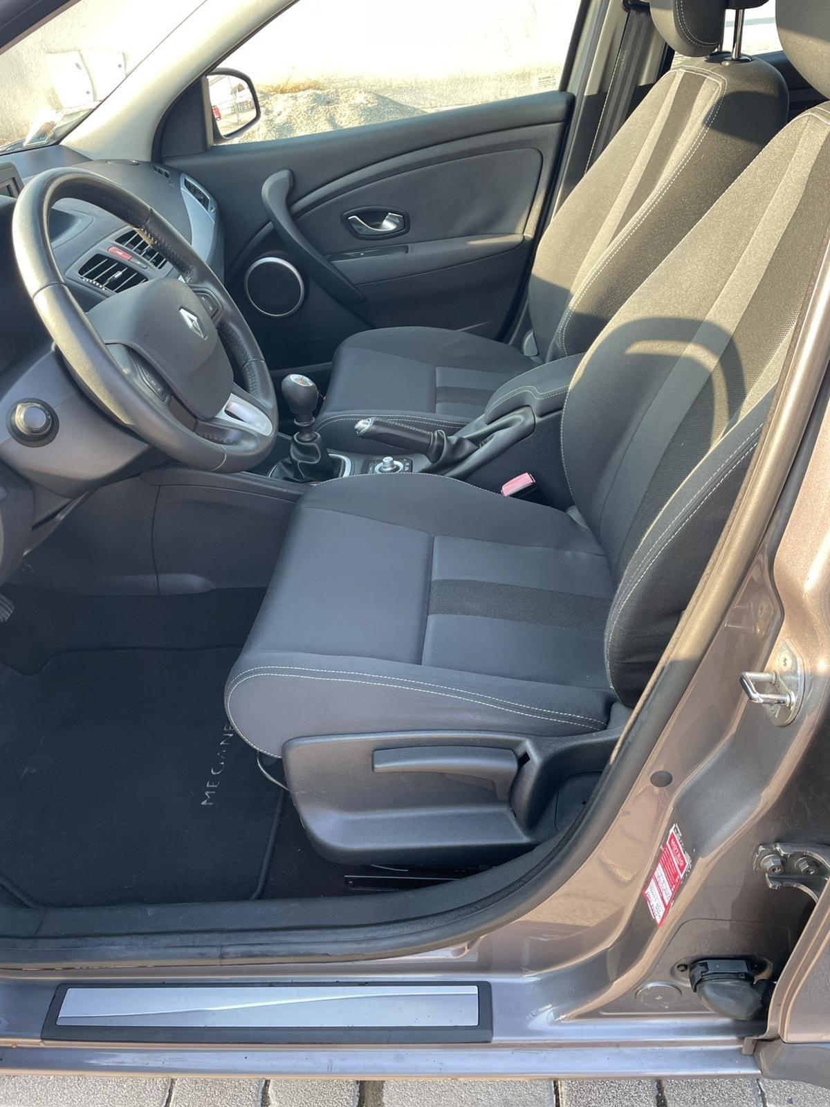 Renault Megane 1.4 TCe SporTour Dynamique 12 MESI GARANZIA