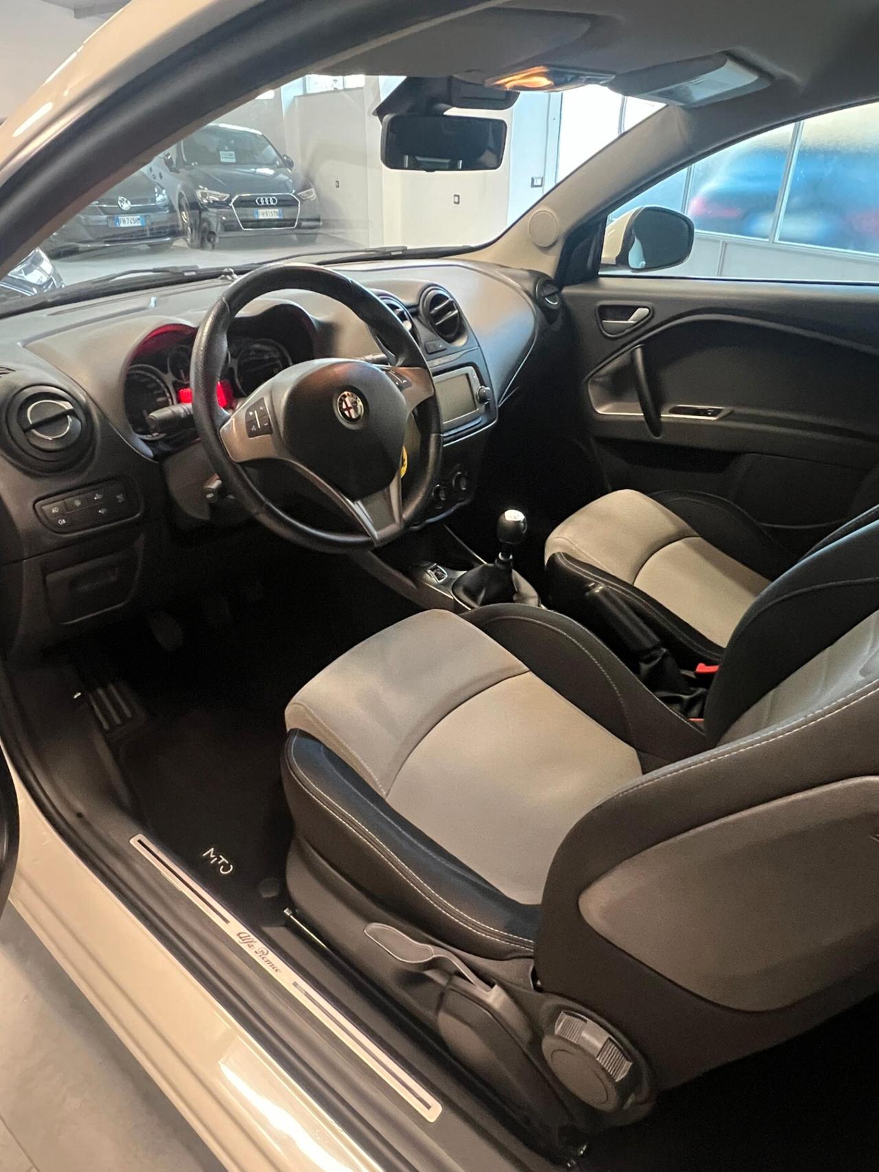 Alfa Romeo MiTo 1.3 JTDm 85 CV S&S Distinctive